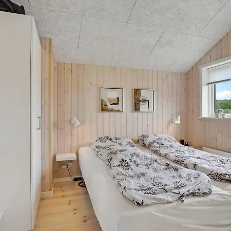 4 Bedroom Stunning In Casa de Férias Haderslev