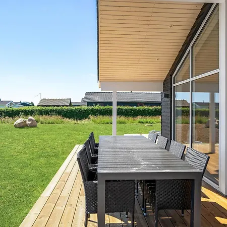 4 Bedroom Stunning In Casa de Férias *